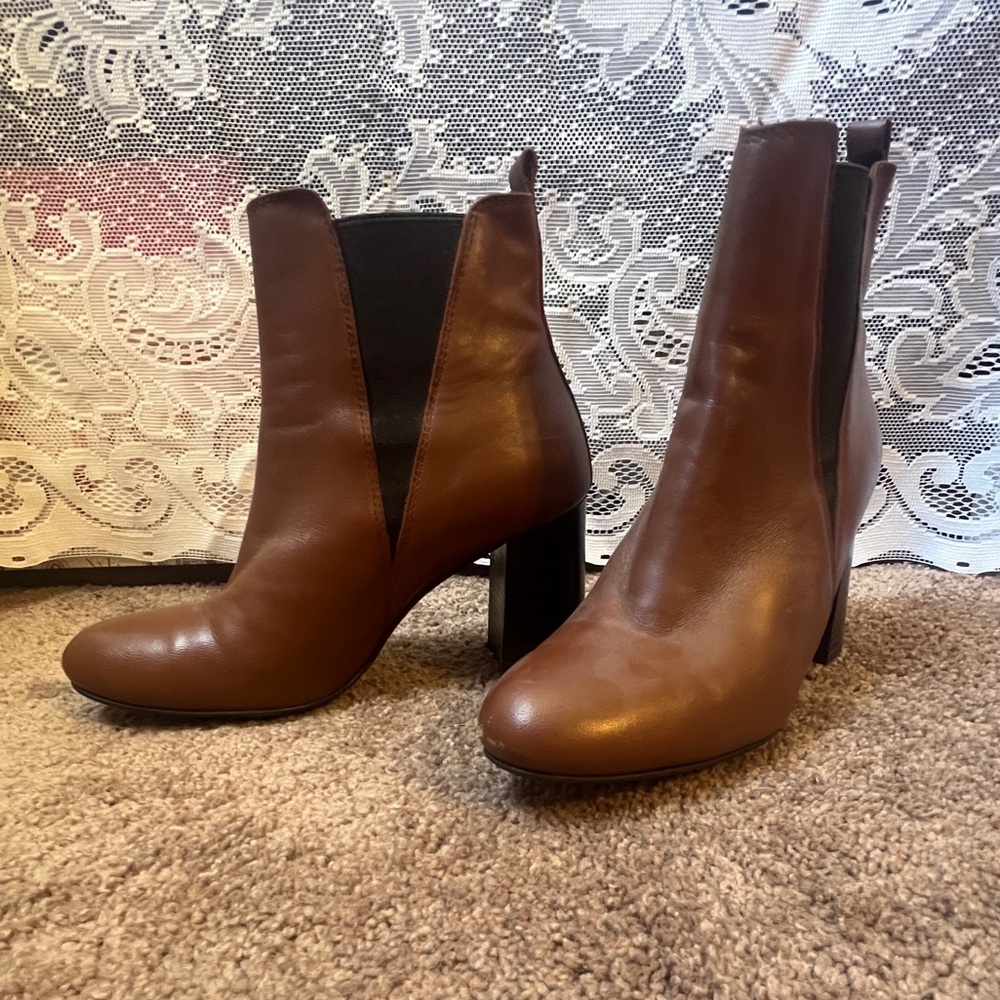 Lorenzo Dei Leather Block Heel Bootie